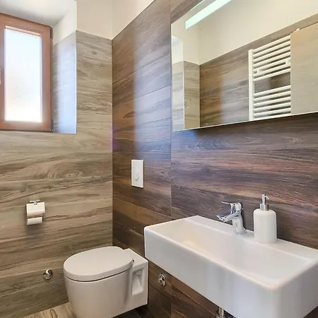 Miceli Holiday home *